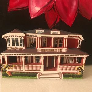 Vintage Wooden Heffeon House-1993